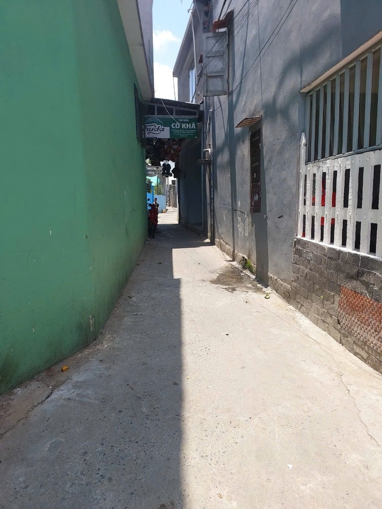Nhà C4, 1PN + Bếp + WC.