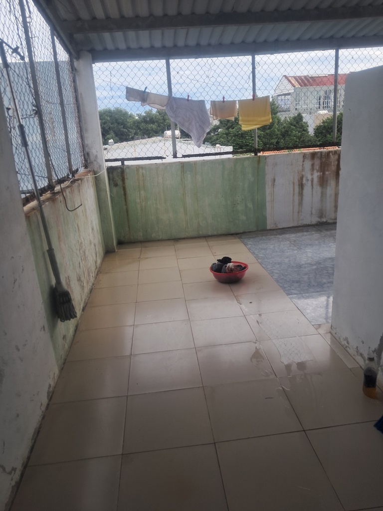 BÁN NHÀ 2 TẦNG BÌNH THÁI 4