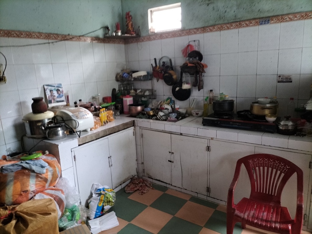 NHÀ C4 KIỆT TRƯỜNG CHINH 