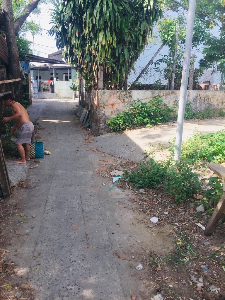 BÁN ĐẤT KIỆT TRƯỜNG CHINH