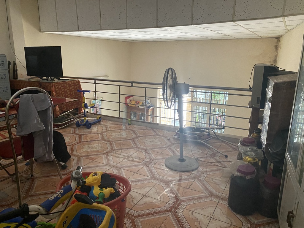 BÁN NHÀ C4 ĐÀM VĂN LỄ 
