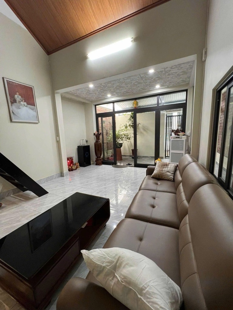 BÁN NHÀ 2 TẦNG Nguyễn Công Hoan