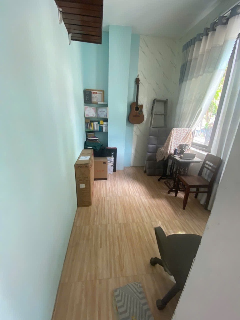 BÁN Mặt tiền Cách Mạng Tháng 8 - Nhà 2 tầng kiên cố