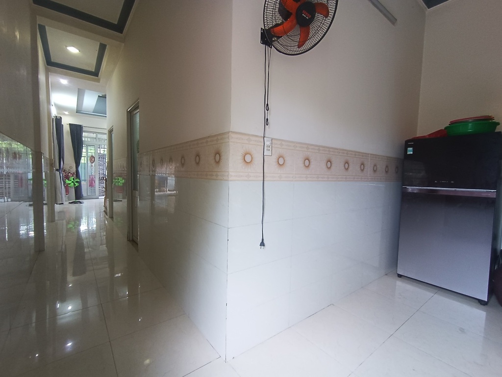 BÌNH KỲ, SÁT MẶT TIỀN, KIỆT Ô TÔ, NHÀ KIÊN CỐ, MÊ ĐÚC, 2PN, VÀO Ở LUÔN, GẦN CHỢ BÌNH KỲ, BÁN NHANH