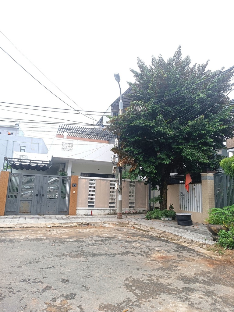 LÔ ĐẤT MẶT TIỀN ĐƯỜNG 5,5M LỀ 3M NGAY TRUG TÂM QUẬN NGŨ HÀNH SƠN