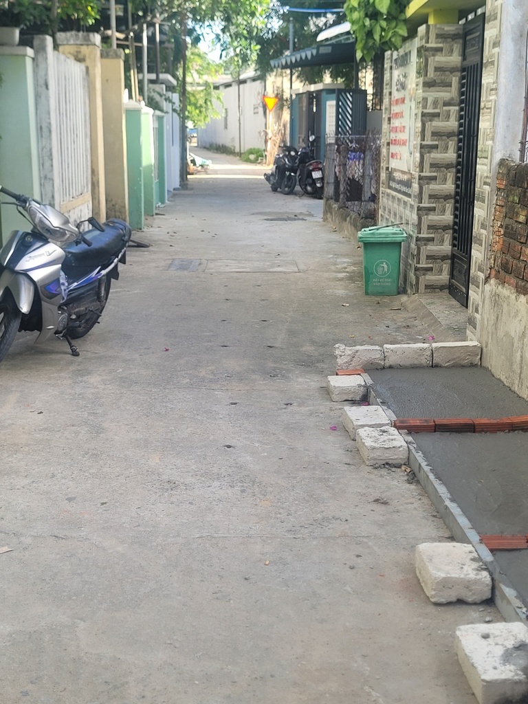 Nhà 3 tầng Kiệt OTO đường K20, gần bệnh viện 600 Giường , nhà 3 tầng