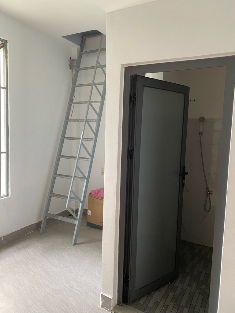 Nhà 2 tầng 2 mê đúc, 3 ngủ đường MỸ AN 25