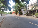MẶT TIỀN KINH DOANH - ĐỐI DIỆN KÝ TÚC XÁ, CHUNG CƯ NGƯỜI ĐÔNG ĐÚC. 