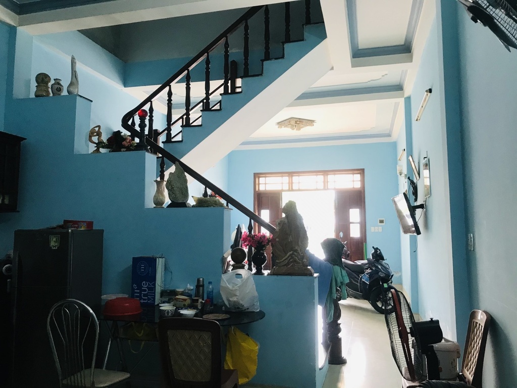 GIÁ ĐẦU TƯ - ĐƯỜNG 32M - NGAY NGÃ TƯ - 1 ĐƯỜNG THẲNG RA BIỂN - GIÁ TRỊ TƯƠNG LAI CAO - KINH DOANH TUYỆT VỜI.