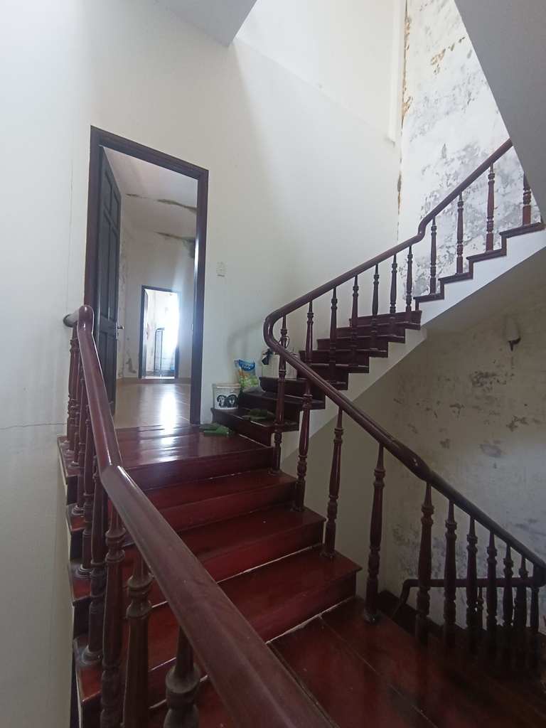 BÁN ĐẤT GẦN CHỢ KHUÊ MỸ, NHÀ LÔ GÓC, XÂY Ở KIÊN CỐ, NỢ BANK CẦN BÁN NHANH