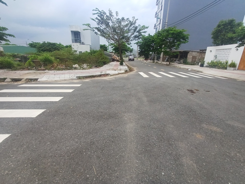 BÁN ĐẤT Mặt tiền Hói Kiểng 20