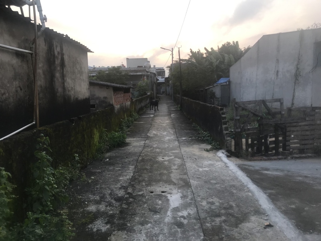 CỰC RẺ CHỈ 2 TỶ CÓ NGAY LÔ ĐẤT 120M- Ô TÔ- NGÕ THÔNG- QUẬN NGŨ HÀNH SƠN.