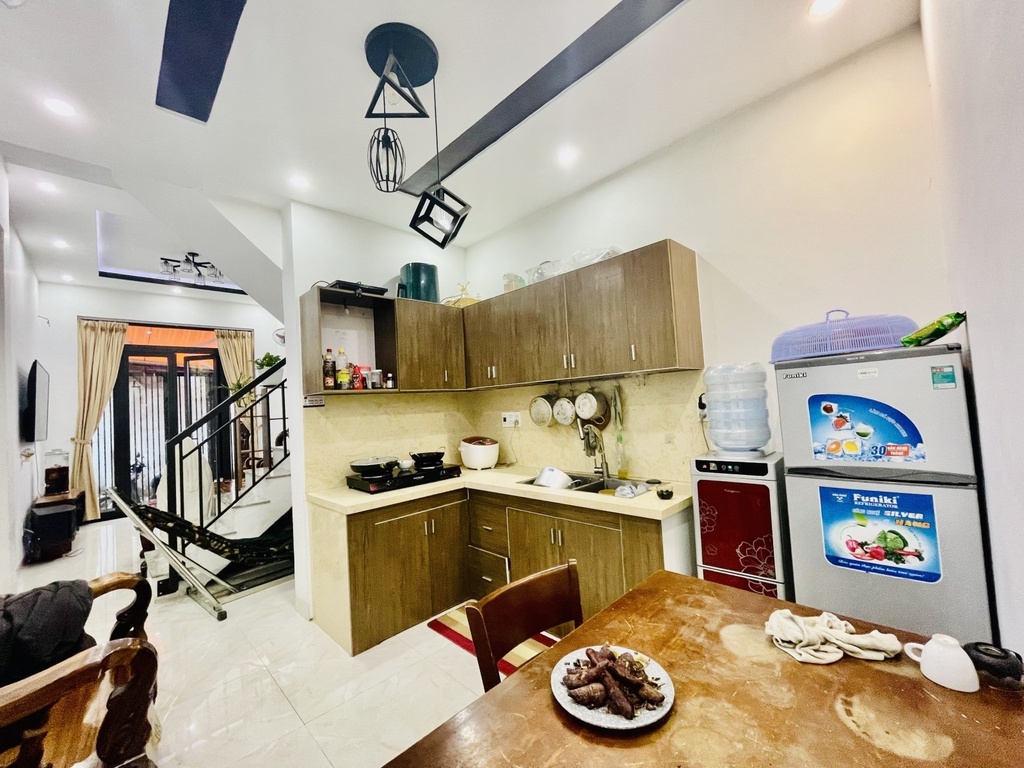 NHÀ 2 TẦNG MỚI - Ô TÔ CÁCH 5M - DT KHỦNG 103M2 - MẶT TIỀN RỘNG 7M