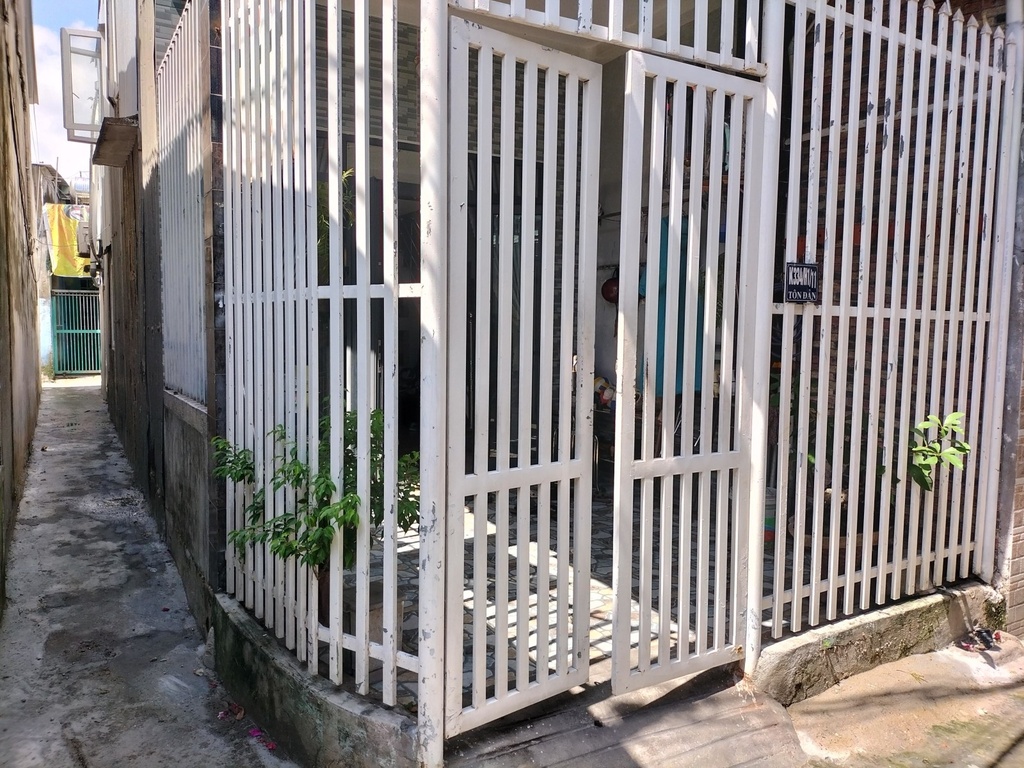 BÁN ĐẤT KIỆT TÔN ĐẢN