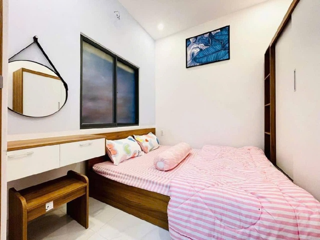 BÁN MẶT TIỀN  Ông Ích Đường