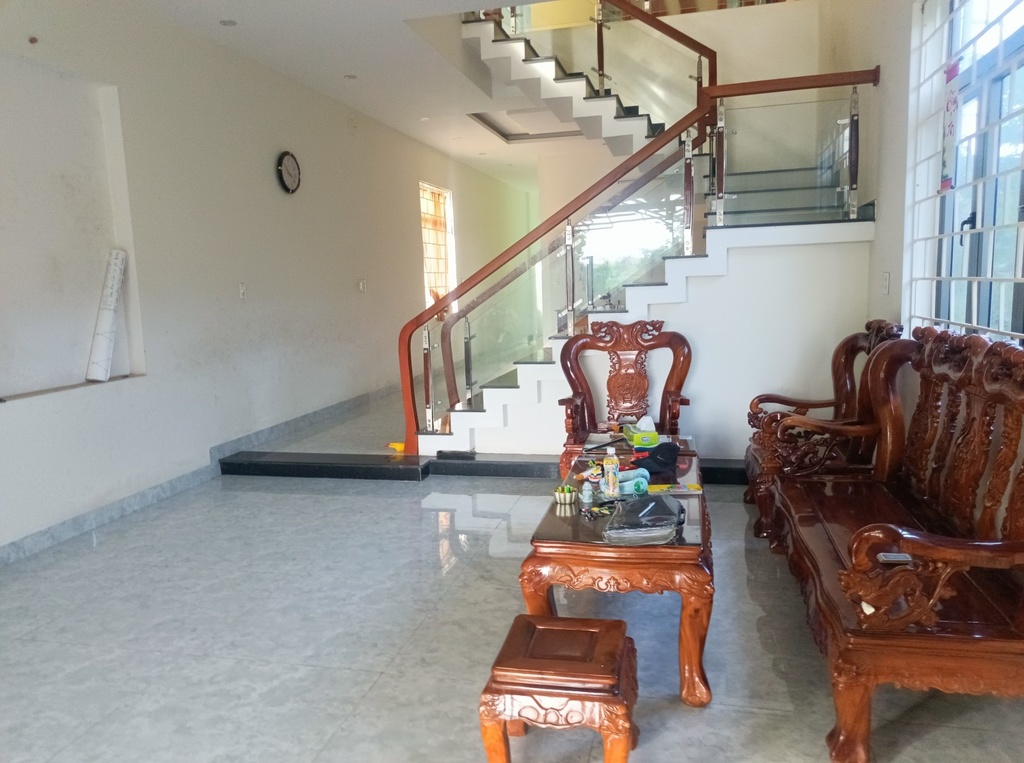 BÁN NHÀ 2 TẦNG ĐẤT 200M2