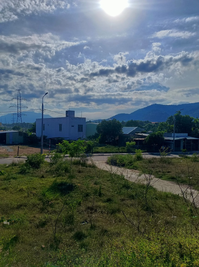 BÁN NHÀ 2 TẦNG ĐẤT 200M2