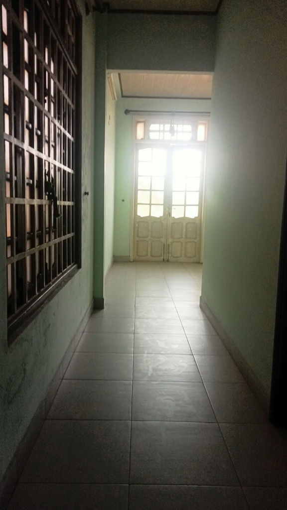 BÁN ĐẤT  TRƯỜNG SƠN TẶNG NHÀ C4