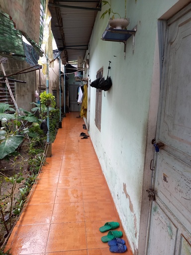 [581] BÁN ĐẤT TẶNG DÃY TRỌ C4, CHỈ SAU NHÀ MẶT TIỀN.