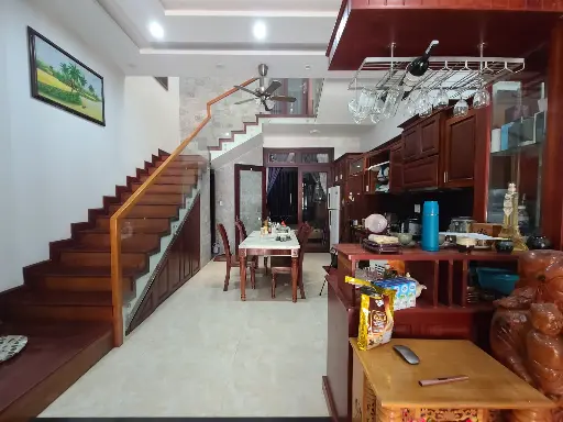 BÁN NHÀ 3 TẦNG VĂN TIẾN DŨNG